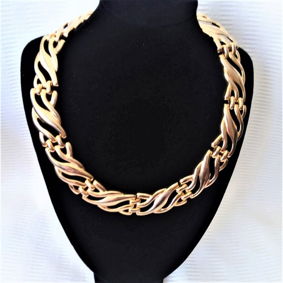 Necklace Chunky Choker Bold 90's Classy Stylish Fashion Statement Y2K Glam Gold - Picture 2 of 4